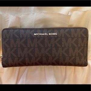 Micheal Kors